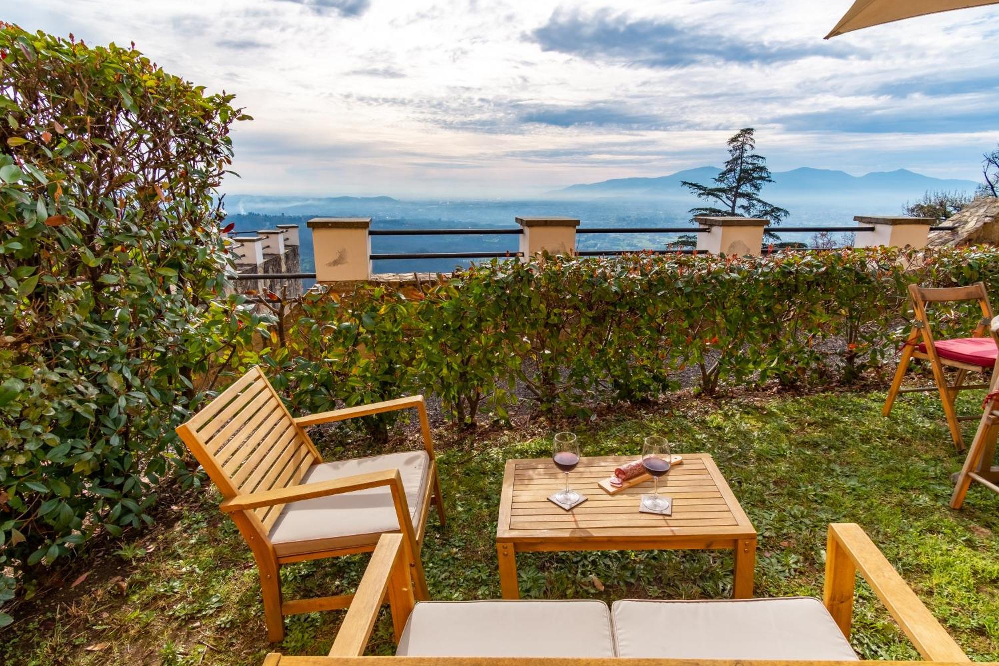 Tenuta Guinigi Antico Borgo Di Matraia - Exclusive Holidays Apartments & Pool Lukka Zewnętrze zdjęcie